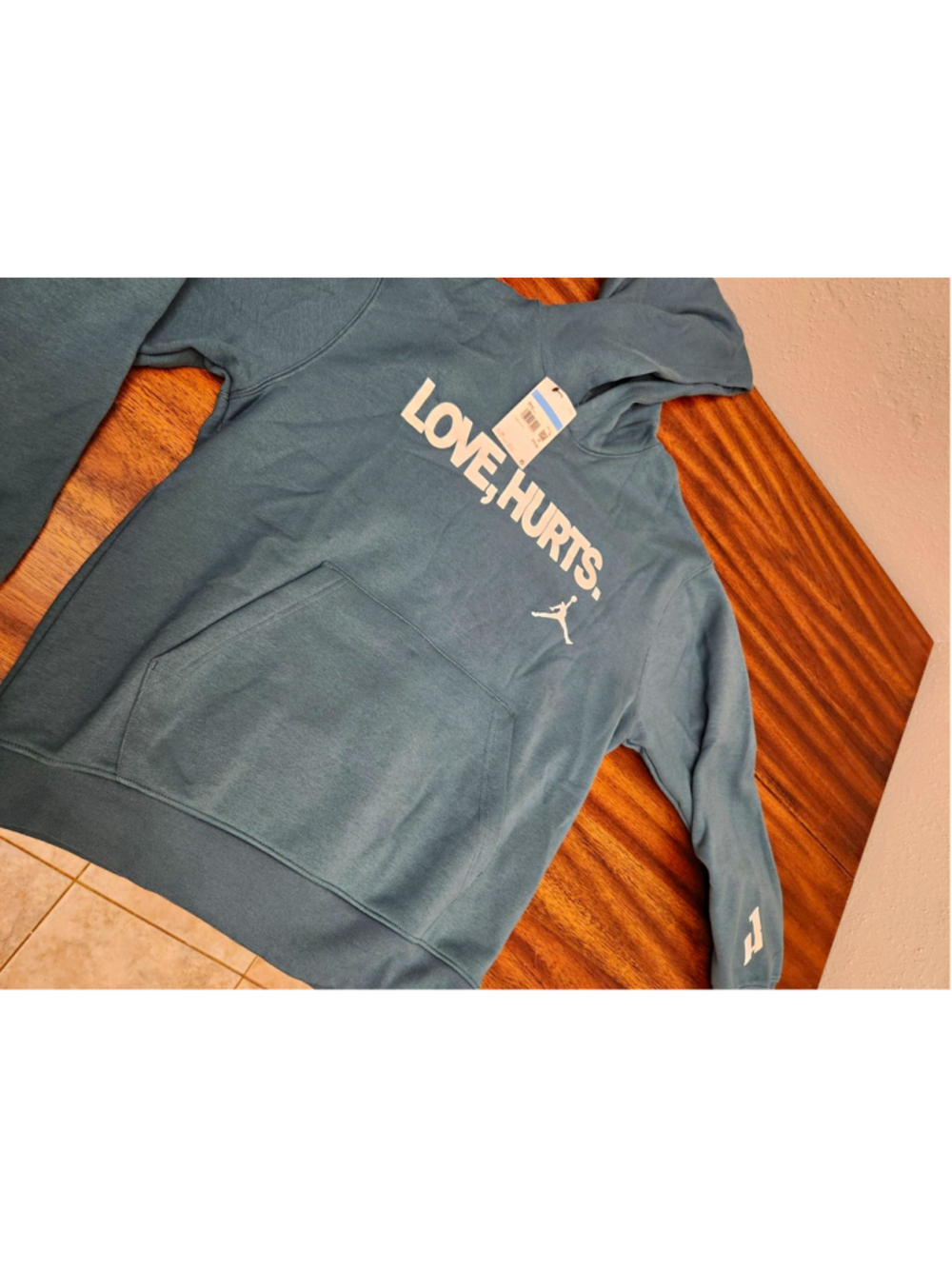 Jordan Men's M Blue Pullover Hoodie Graphic Print Logo Hood Pockets NGBR30-37